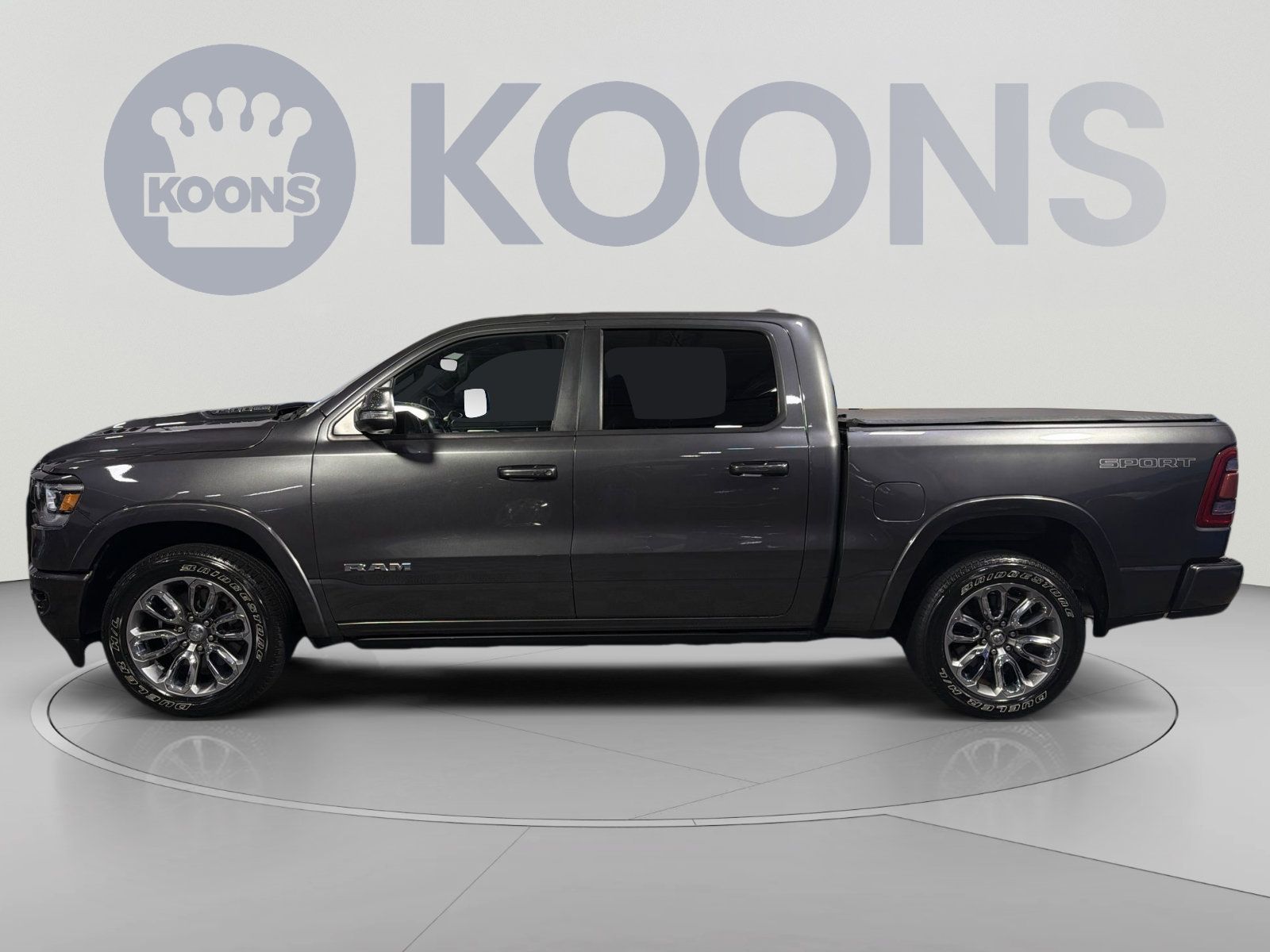 Used 2021 RAM 1500 Laramie AWD/4WD image 2