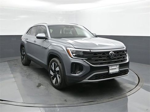 New 2026 Volkswagen Atlas Cross Sport SE image 22