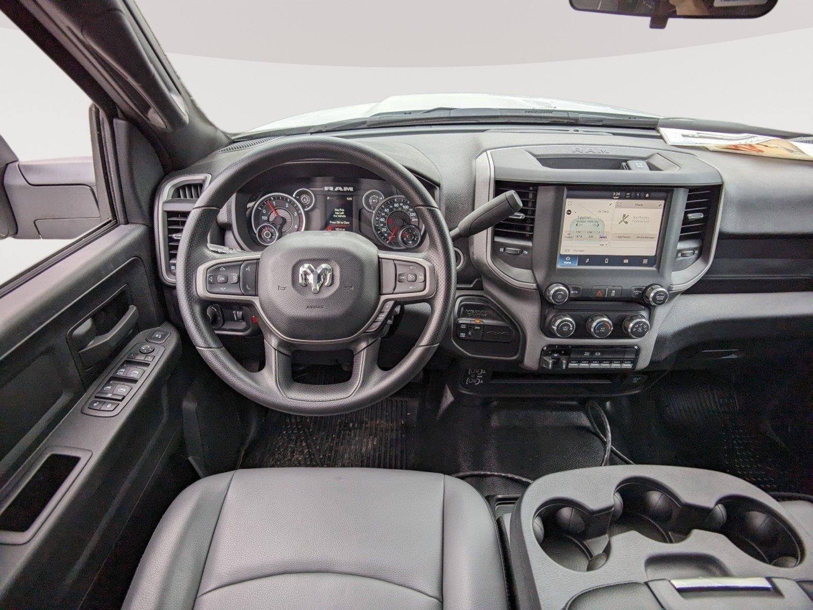 New 2024 RAM 3500 Tradesman w/ Chrome Appearance Group AWD/4WD image 17