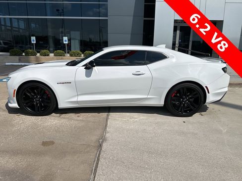 Used 2023 Chevrolet Camaro LT w/ Redline Edition image 8