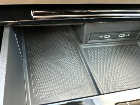 Certified 2024 Volkswagen Atlas SEL Premium R-Line AWD/4WD image 73