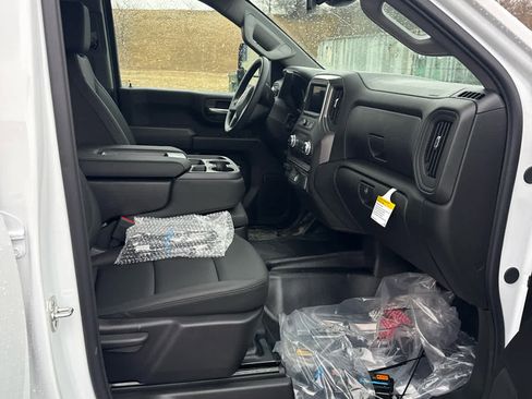 New 2026 GMC Sierra 2500 Pro w/ 1SA Pro Safety Plus Package AWD/4WD image 12