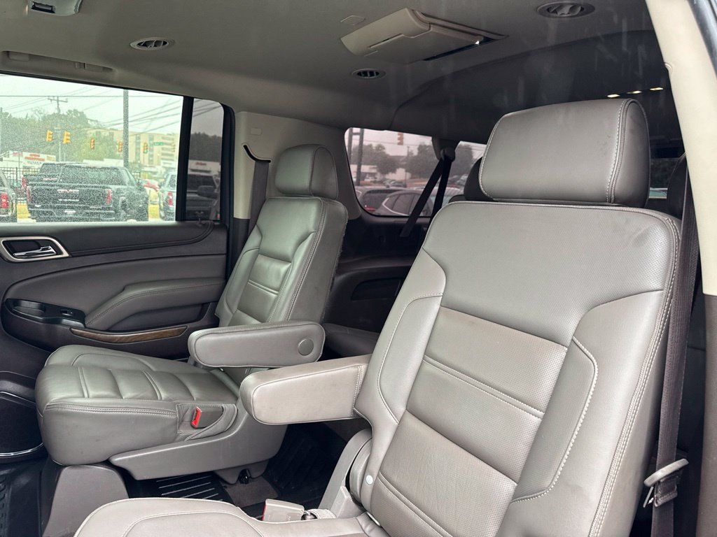 Used 2019 GMC Yukon XL Denali w/ Denali Ultimate Package RWD image 26