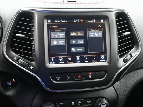 Used 2023 Jeep Cherokee Trailhawk w/ Trailer Tow Group image 17