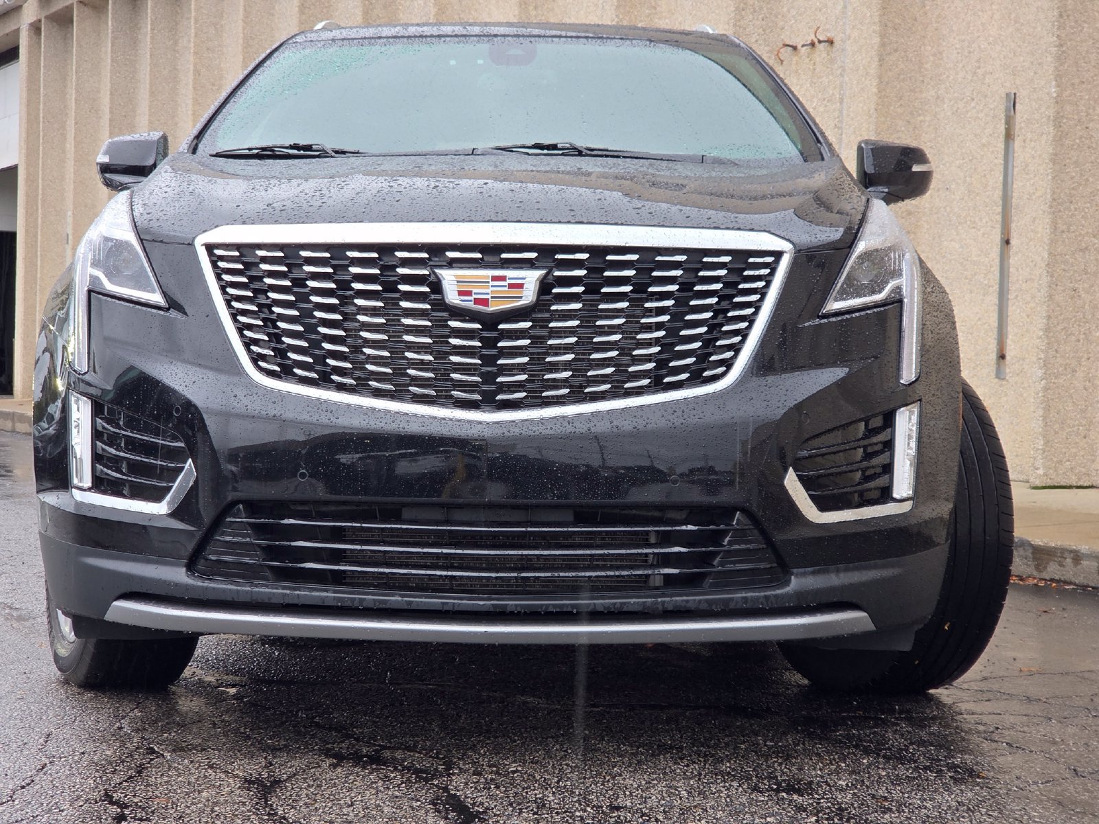 Used 2024 Cadillac XT5 Premium Luxury w/ LPO, Floor Liner Package AWD/4WD image 12
