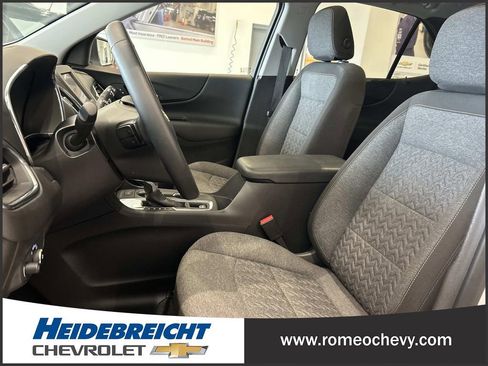 Used 2024 Chevrolet Equinox LT image 12