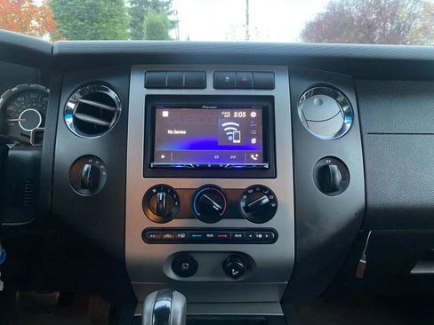 Used 2007 Ford Expedition XLT image 12