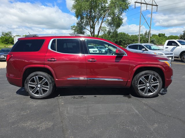 Used 2018 GMC Acadia Denali w/ Technology Package AWD/4WD image 8