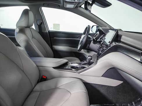 Used 2024 Toyota Camry XLE image 15