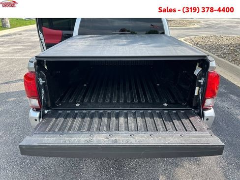 Certified 2023 Toyota Tacoma SR5 AWD/4WD image 21