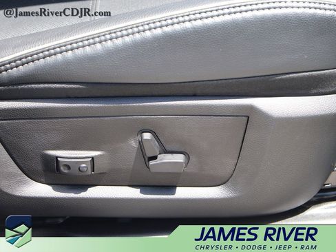 Used 2024 RAM 2500 Laramie w/ Safety Group AWD/4WD image 10
