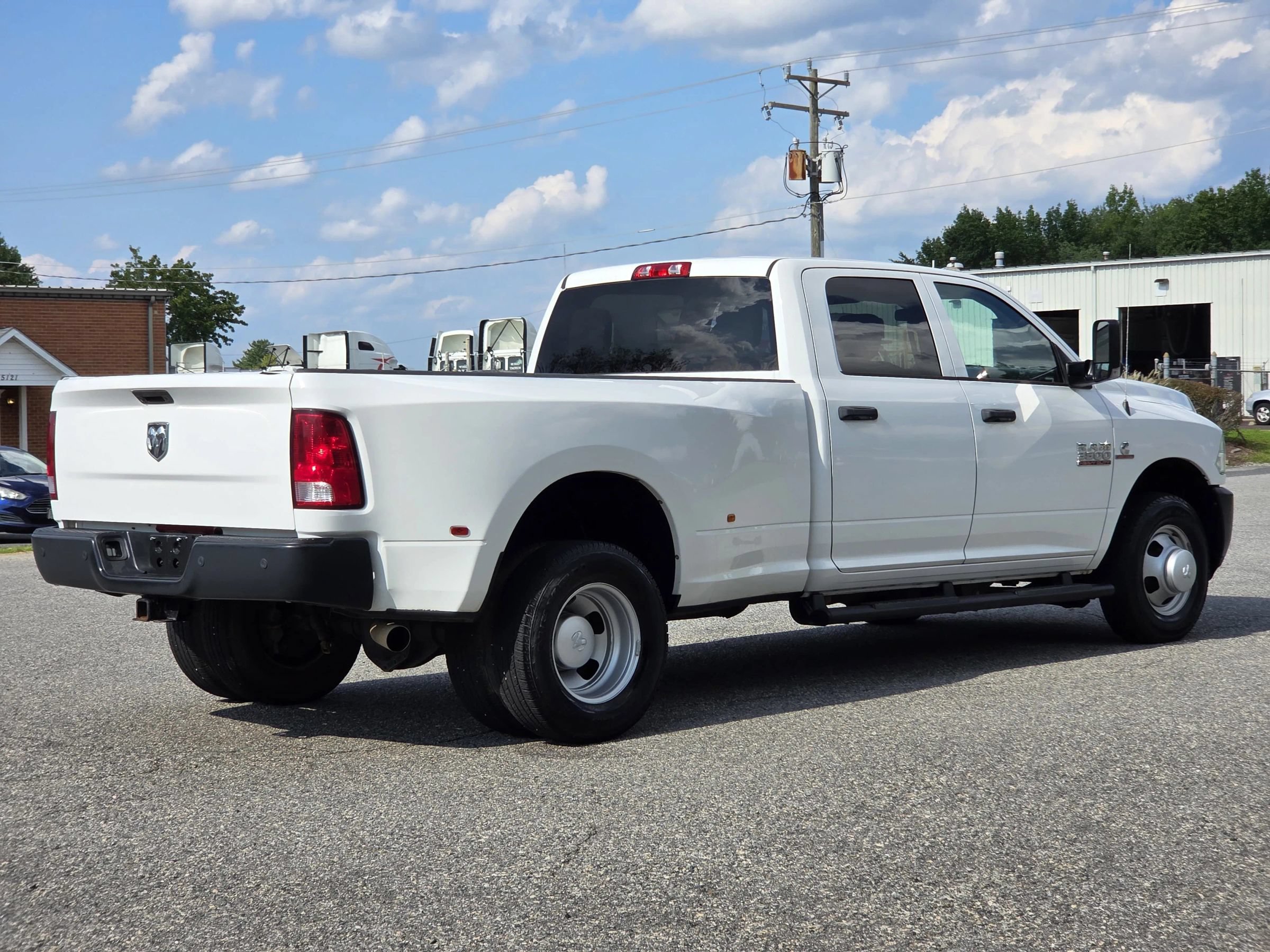 Used 2018 RAM 3500 Tradesman w/ Popular Equipment Group RWD image 7