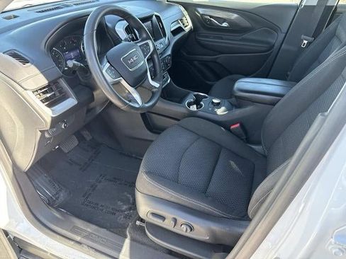 Used 2023 GMC Terrain SLE w/ Driver Convenience Package FWD image 15