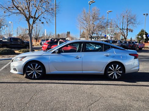 Used 2019 Nissan Altima 2.5 SR image 4