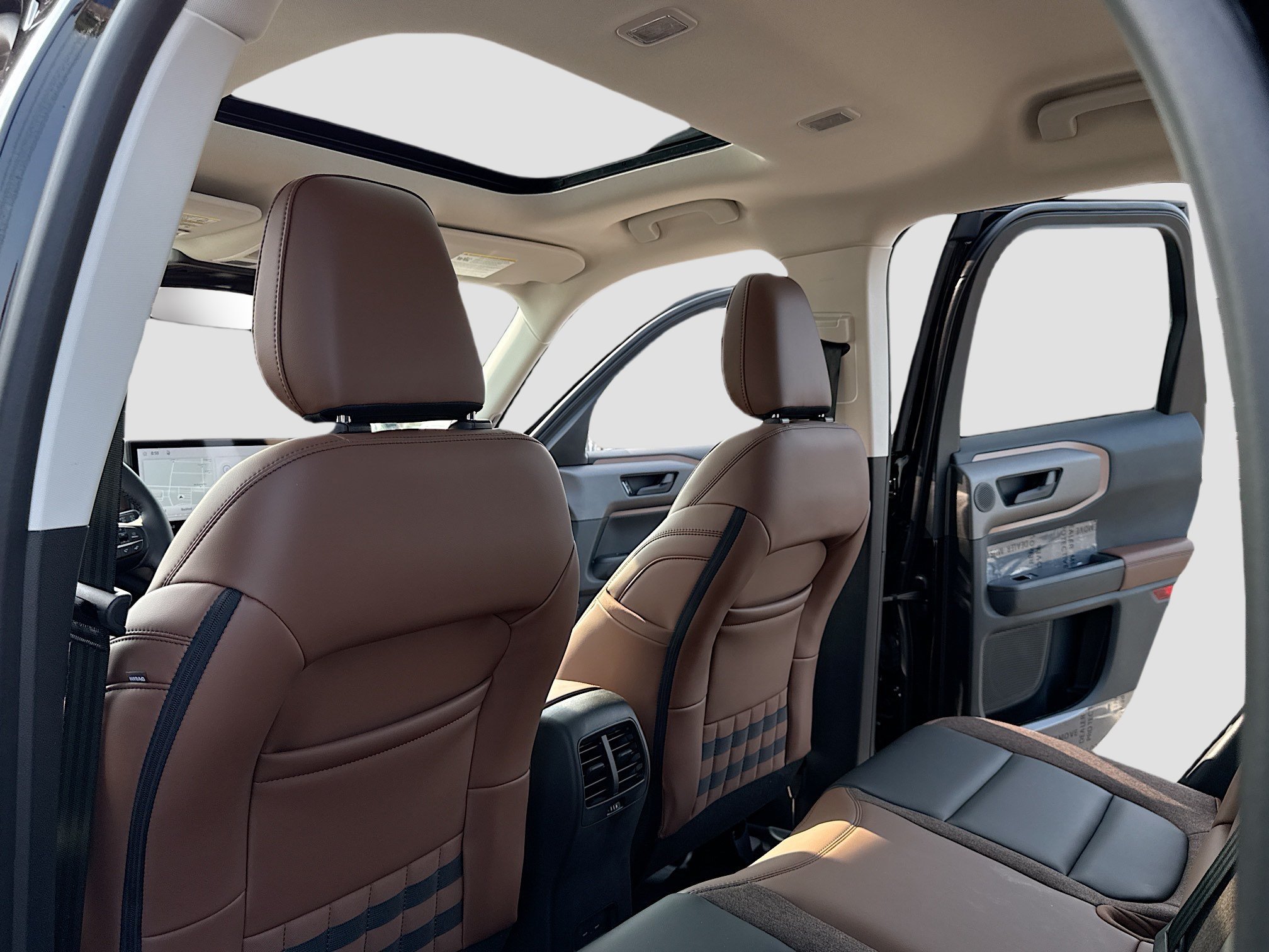 New 2026 Ford Bronco Sport Outer Banks w/ Sasquatch Outer Banks Package AWD/4WD image 6