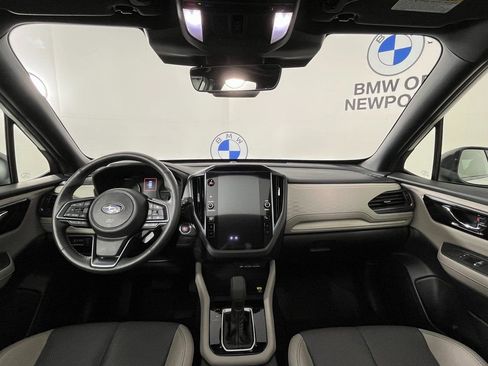 Used 2025 Subaru Forester Limited image 12