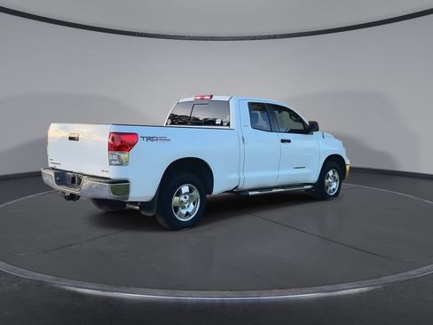 Used 2011 Toyota Tundra 4x4 Double Cab w/ TRD Off-Road Pkg image 8