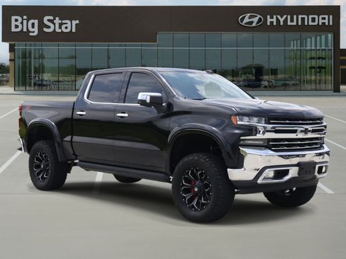 Used 2019 Chevrolet Silverado 1500 LTZ w/ LTZ Plus Package AWD/4WD image 6