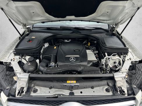 Used 2016 Mercedes-Benz GLC 300 4MATIC image 29
