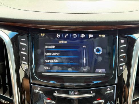Used 2017 Cadillac Escalade Luxury AWD/4WD image 82