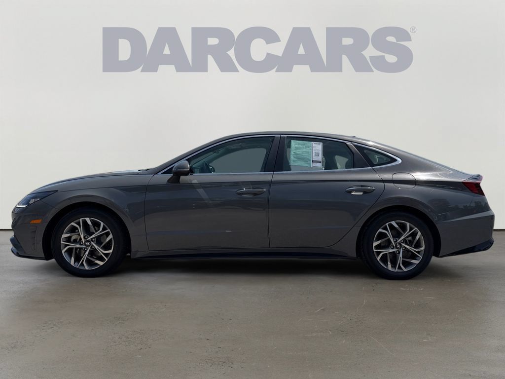 Used 2022 Hyundai Sonata SEL w/ Convenience Package FWD image 4