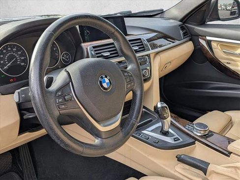Used 2017 BMW 330e image 9