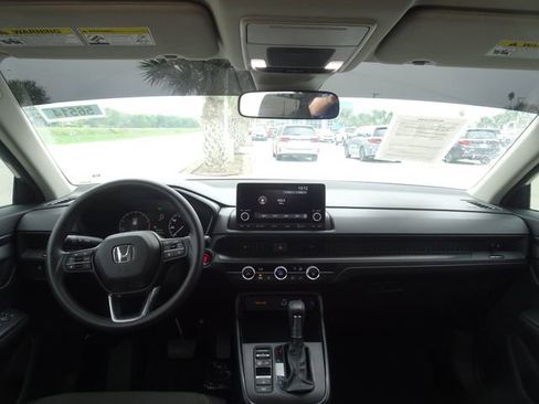 Certified 2025 Honda CR-V LX image 11