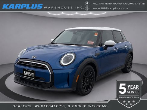 Used 2024 MINI Cooper 4-Door Hardtop FWD image 1