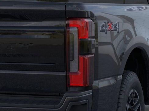 New 2025 Ford F250 Platinum image 21