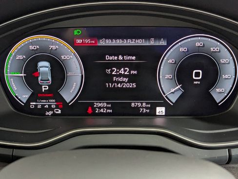 Certified 2024 Audi Q5 e Prestige image 15