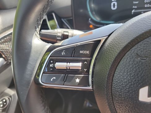 Used 2025 Kia Seltos S FWD image 29
