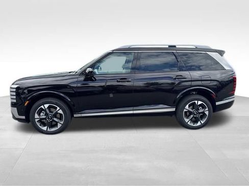Certified 2026 Hyundai Palisade Limited image 2