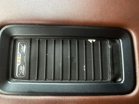 Used 2015 Chevrolet Tahoe LTZ AWD/4WD image 14