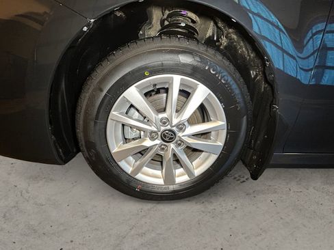 Certified 2025 Toyota Camry LE image 14