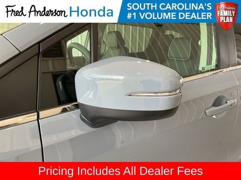 New 2026 Honda Odyssey Touring image 3