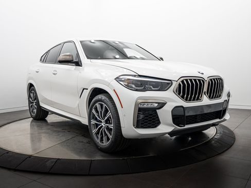 Used 2020 BMW X6 M50i w/ Luxury Seating Package AWD/4WD image 2