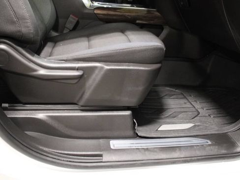 Used 2025 GMC Sierra 1500 Elevation AWD/4WD image 25