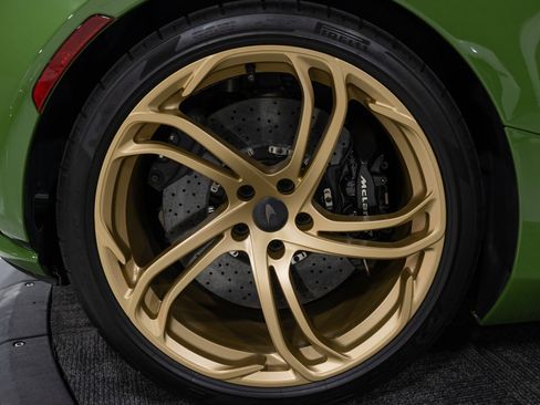 Used 2025 McLaren 750S Spider image 41