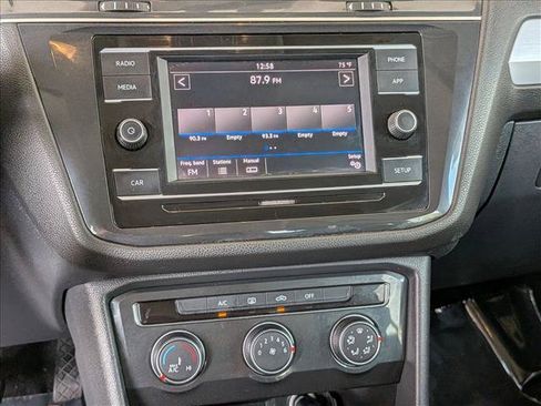 Used 2018 Volkswagen Tiguan S FWD image 12