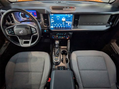 Used 2022 Ford Bronco Outer Banks image 15