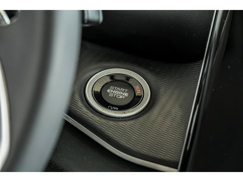 Used 2023 Jeep Grand Cherokee Laredo AWD/4WD image 17
