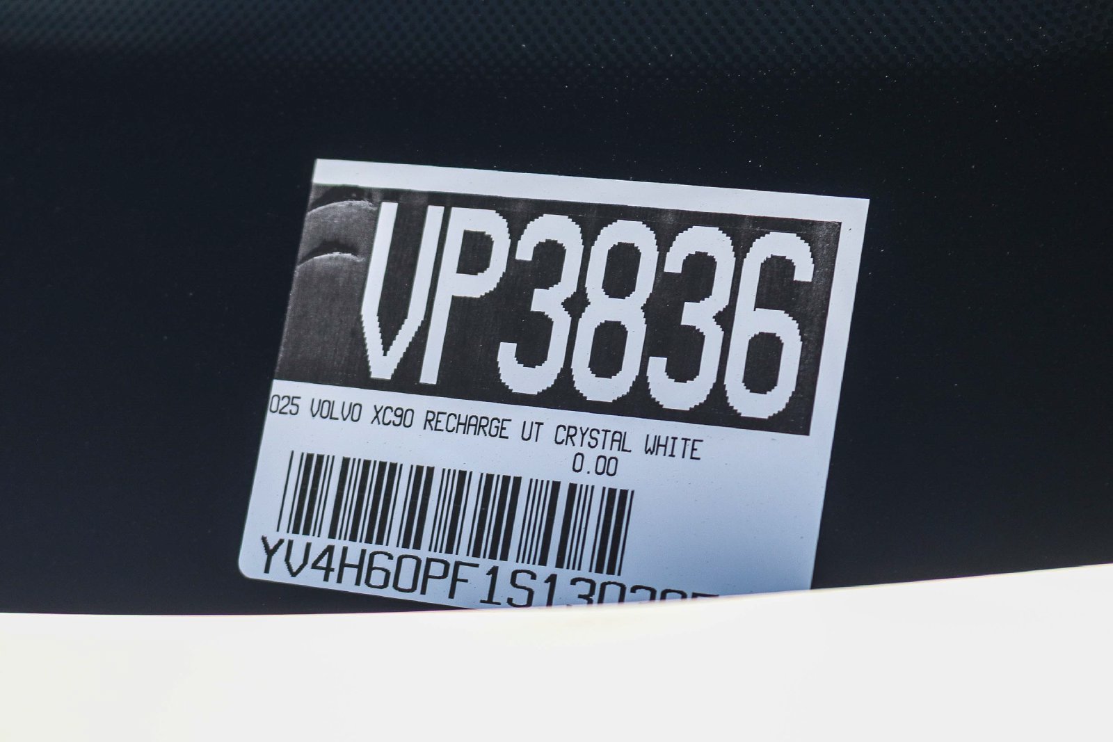 Used 2025 Volvo XC90 T8 Ultra w/ Protection Package Premier AWD/4WD image 32