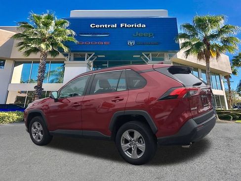 Used 2023 Toyota RAV4 XLE w/ Convenience Package FWD image 7