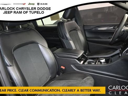Used 2023 Jeep Grand Cherokee L Laredo RWD image 36