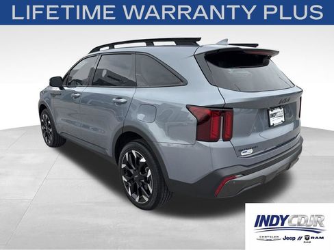 Used 2025 Kia Sorento X-Line EX AWD/4WD image 6