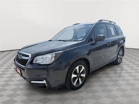 Used 2018 Subaru Forester 2.5i Premium AWD/4WD image 3
