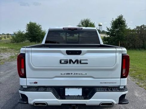 Used 2023 GMC Sierra 1500 Denali Ultimate AWD/4WD image 4