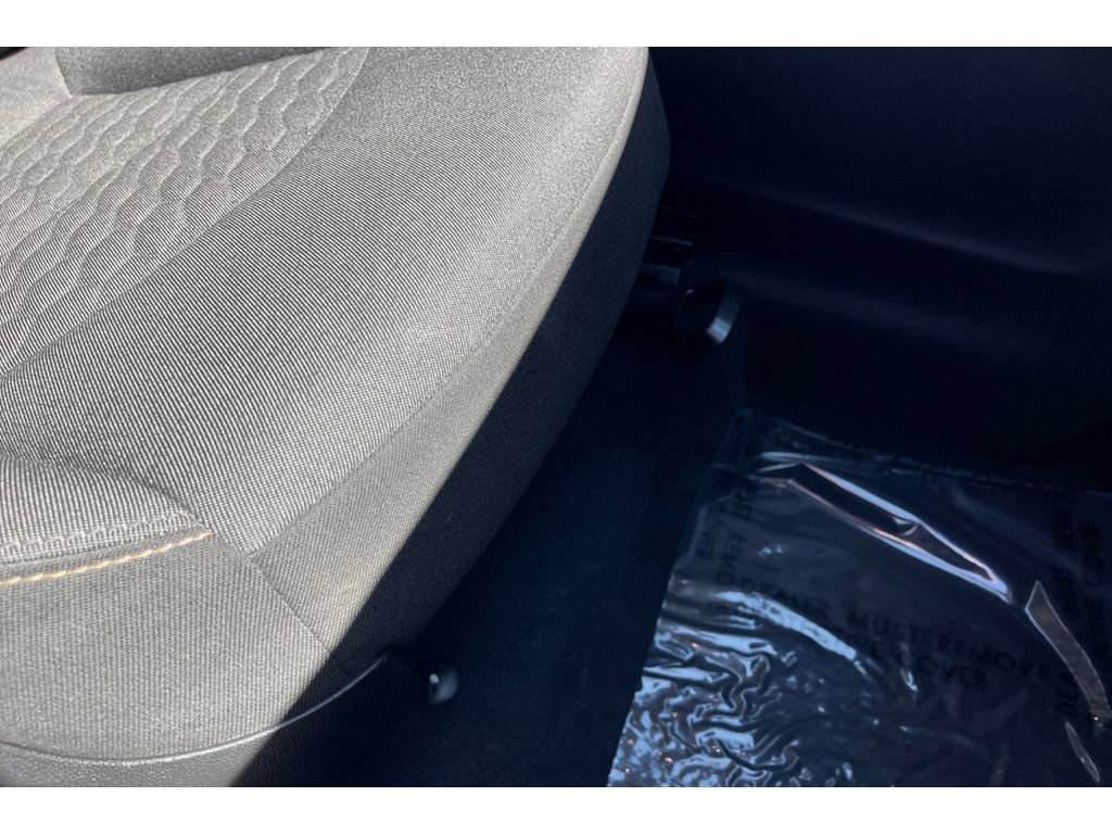 Used 2021 Chevrolet Equinox LT FWD image 23