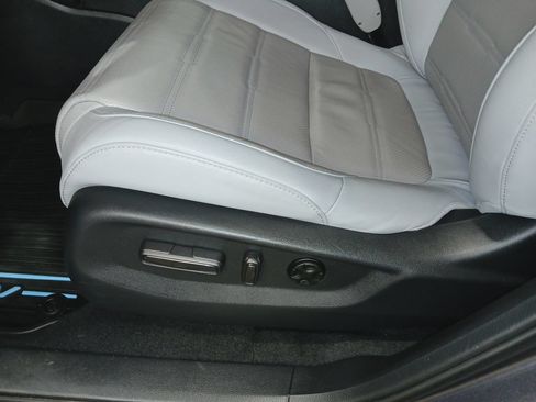 Used 2020 Honda CR-V EX-L image 17