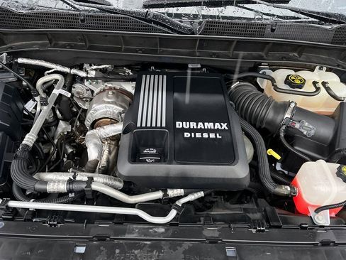 Used 2022 GMC Sierra 1500 Denali w/ Denali Premium Package image 5